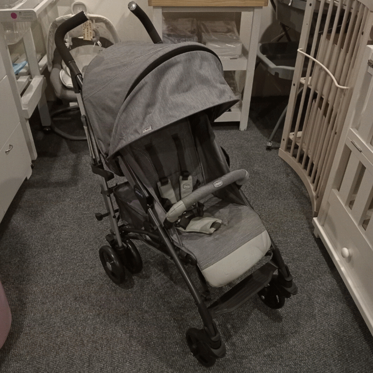 Rent Chicco Liteway Stroller