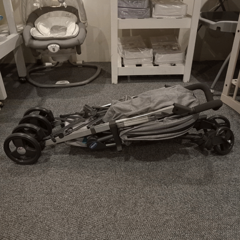 Rent Chicco Liteway Stroller