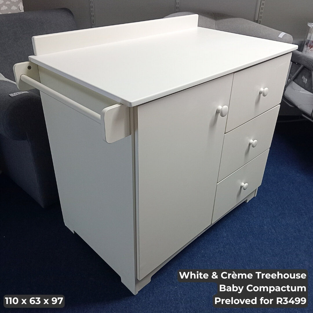 Treehouse Baby Compactum