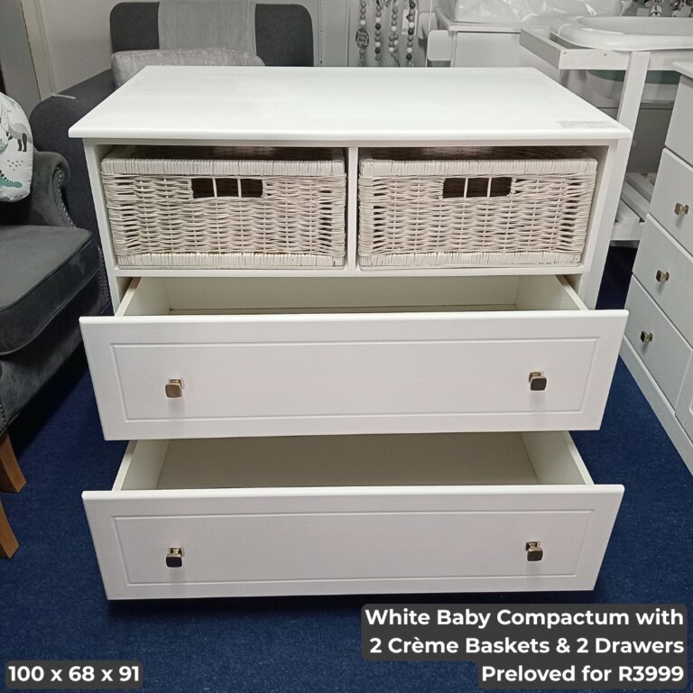 White Baby Compactum with 2 Crème Baskets & 2 Drawer