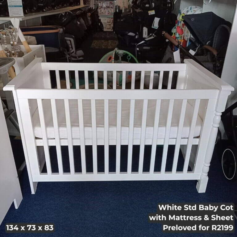 White Std Baby Cot with Mattress & Sheet